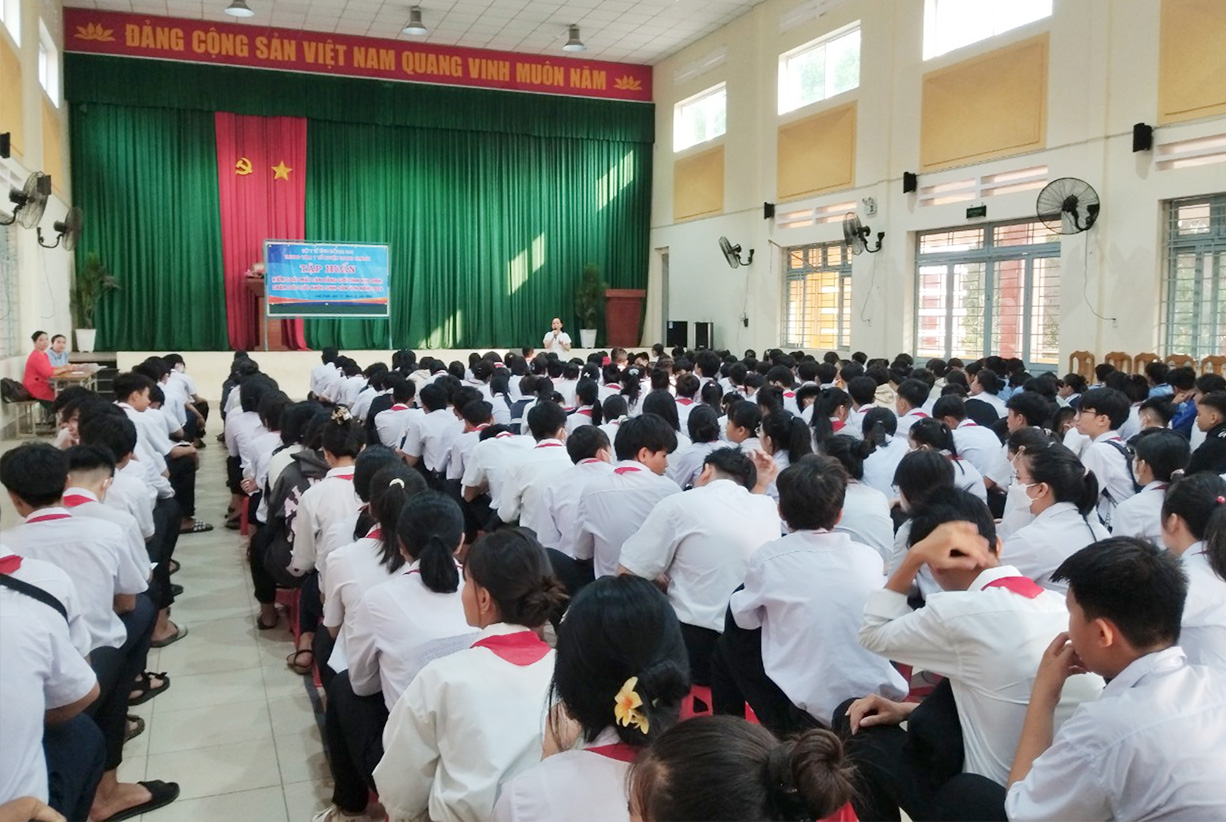 Mất cân bằng giới tính khi sinh và chăm sóc sức khỏe sinh vị thành niên  tại các trường THCS trên địa bàn huyện Long Thành năm 2024