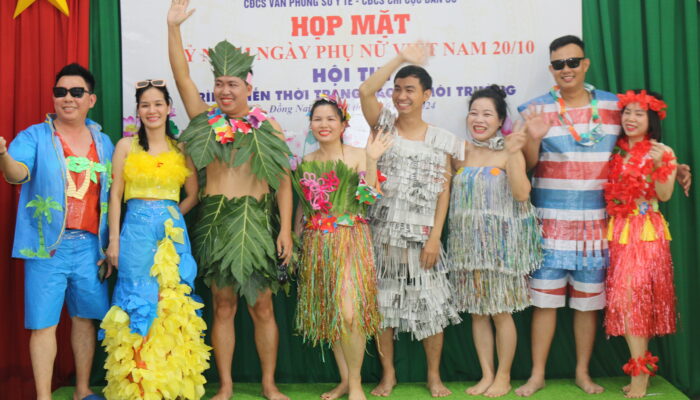 Đặc sắc những bộ sưu tập thời trang tái chế chào mừng ngày 20.10