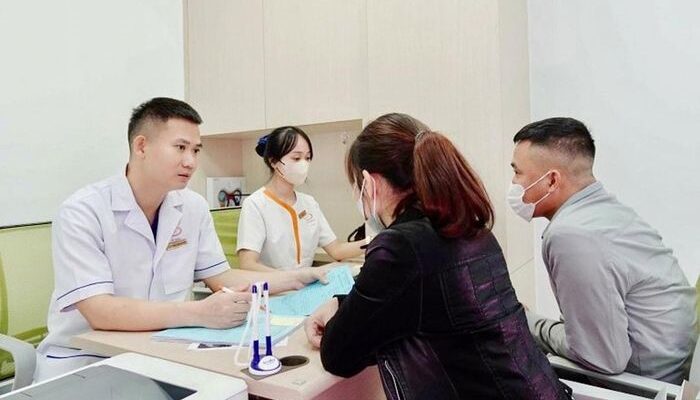 Hệ lụy từ… kết hôn muộn