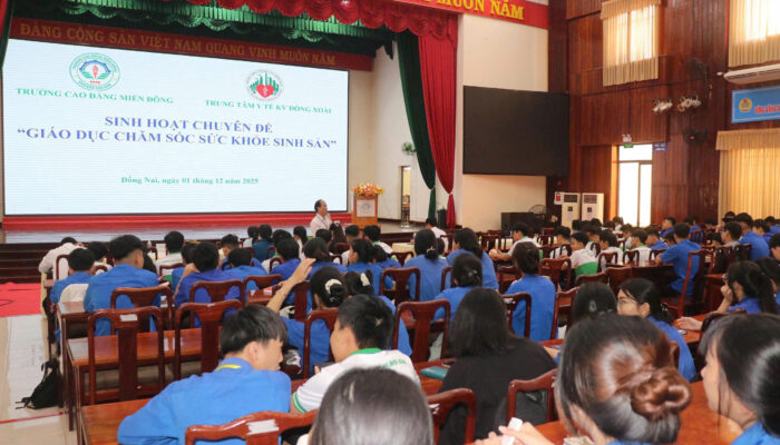 TRUNG TÂM Y TẾ KHU VỰ ĐỒNG XOÀI THỰC HIỆN CHUYÊN ĐỀ GIÁO DỤC SỨC KHỎE SINH SẢN CHO HỌC VIÊN, SINH VIÊN